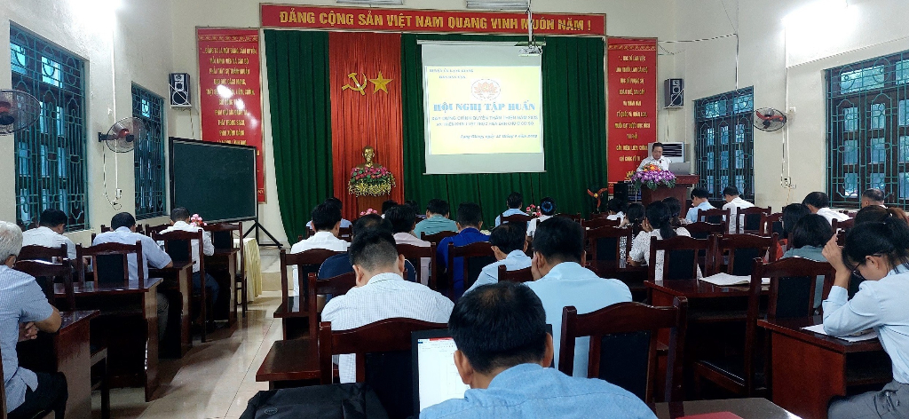 Lạng Giang: Tập huấn xây dựng chính quyền thân thiện năm 2023 và triển khai Luật thực hiện dân...