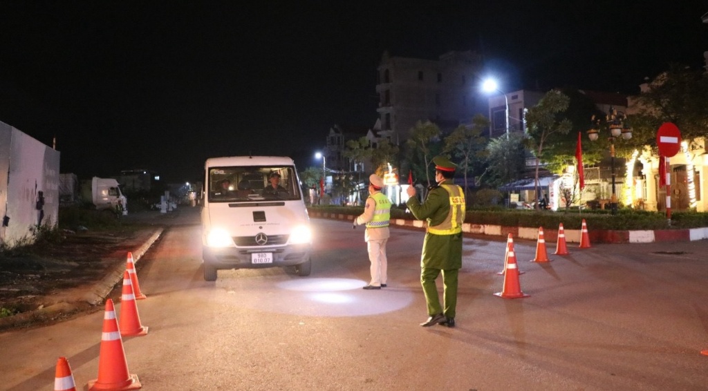 Công an huyện Lạng Giang “xuyên đêm, xuyên Tết” bảo đảm ANTT, trật tự an toàn giao thông