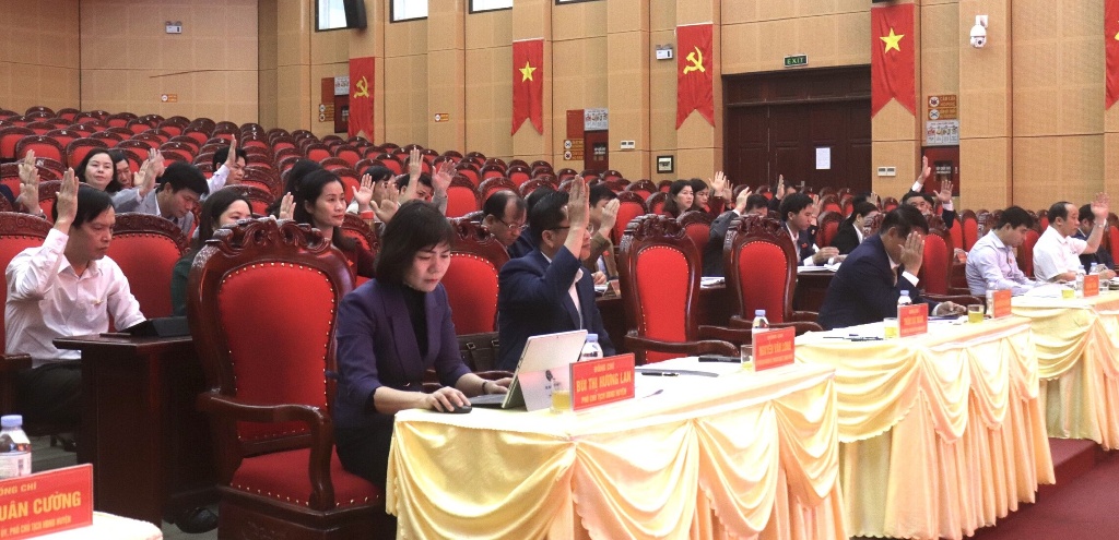 HĐND huyện Lạng Giang khoá XX nhiệm kỳ 2021- 2026 tổ chức kỳ họp thứ 9- Kỳ họp chuyên đề