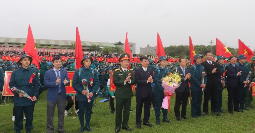 Lạng Giang: Tổ chức Lễ giao, nhận quân năm 2024 trang trọng, đúng quy định và an toàn tuyệt đối