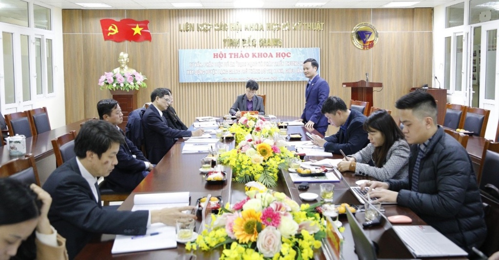 Hội nghị tư vấn, phản biện Đề án dịnh dạng và phát triển thương hiệu, xây dựng huyện Lạng Giang...