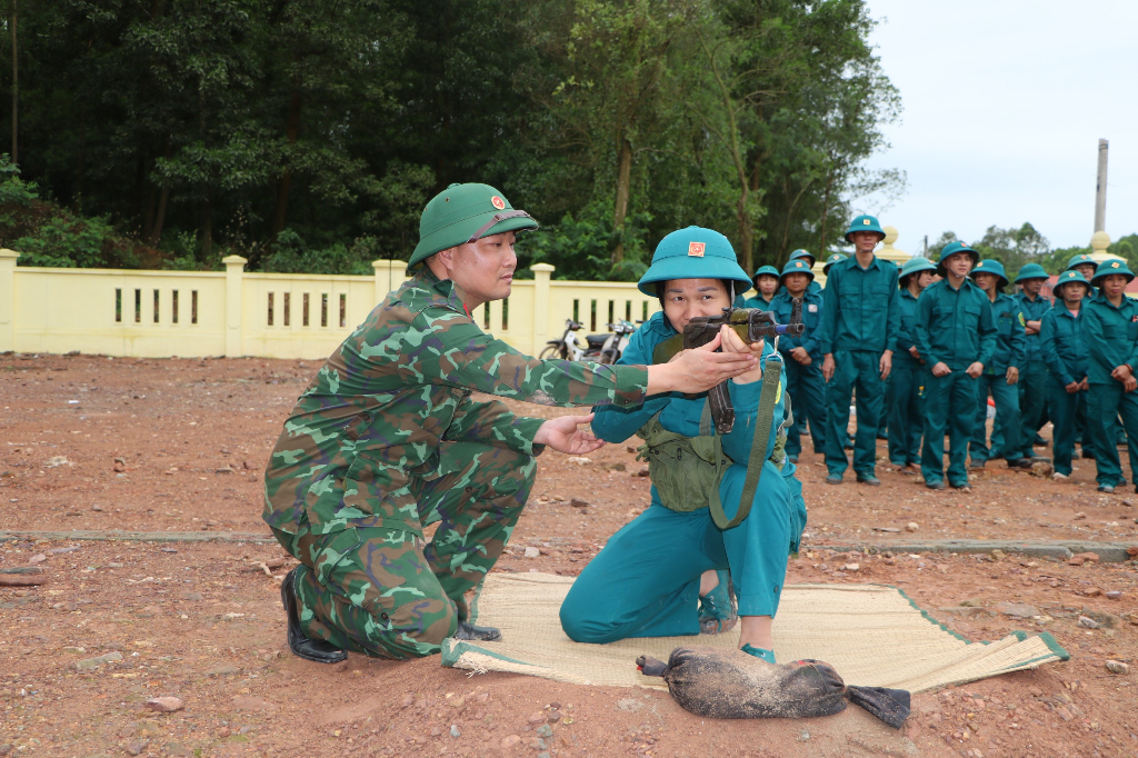 Lạng Giang: Khai mạc Hội thao thể dục thể thao quốc phòng Dân quân tự vệ năm 2024