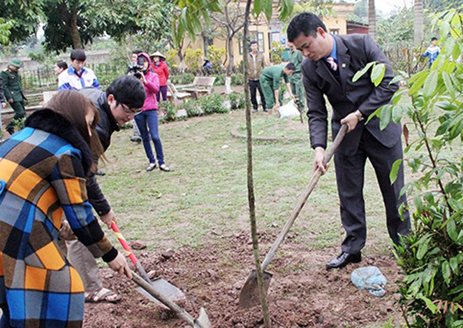 Huyện đoàn Lạng Giang phối hợp tổ chức Lễ phát động Tháng Thanh niên và Tết trồng cây năm 2015