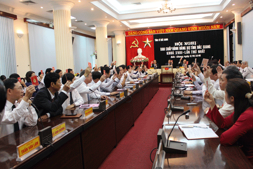 Hội nghị lần thứ nhất BCH Đảng bộ tỉnh khóa XVIII: Bầu 15 đồng chí vào BTV Tỉnh uỷ