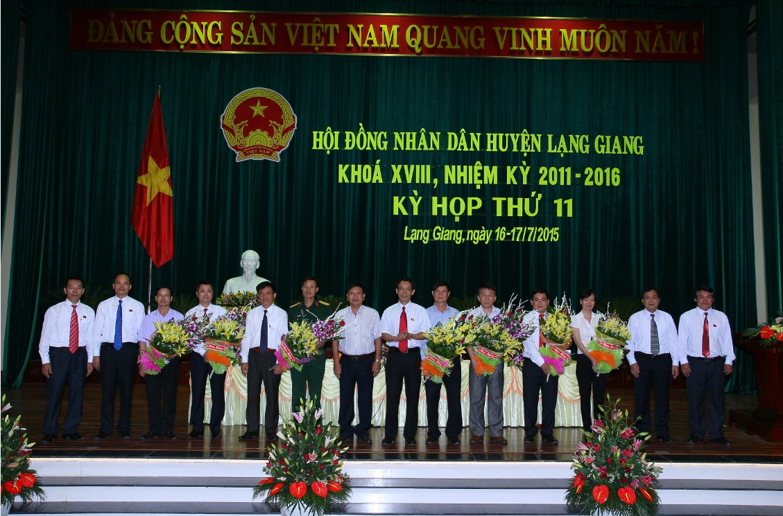 Hội đồng nhân dân huyện Lạng Giang khoá XVIII tổ chức kỳ họp thứ 11